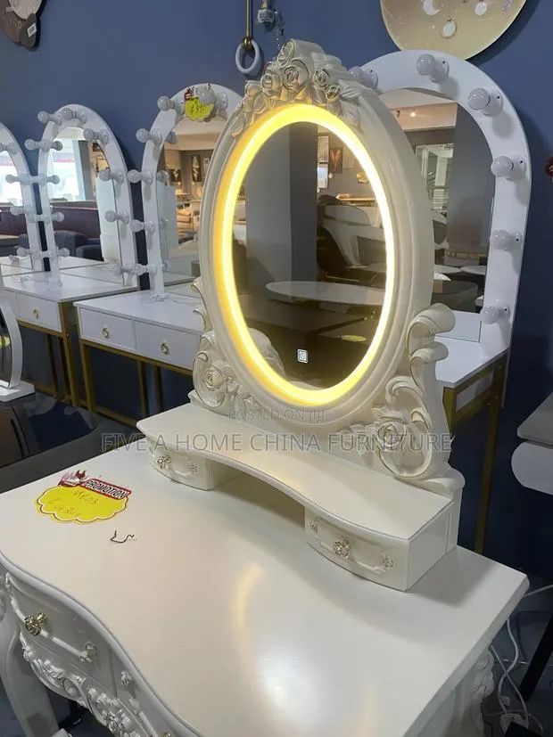 Luxury Royal Dressing Table With Mirror & Stool White · Photo 1