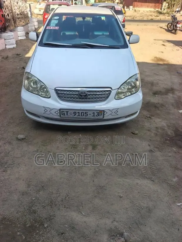 Toyota Corolla 2007 White · Photo 1