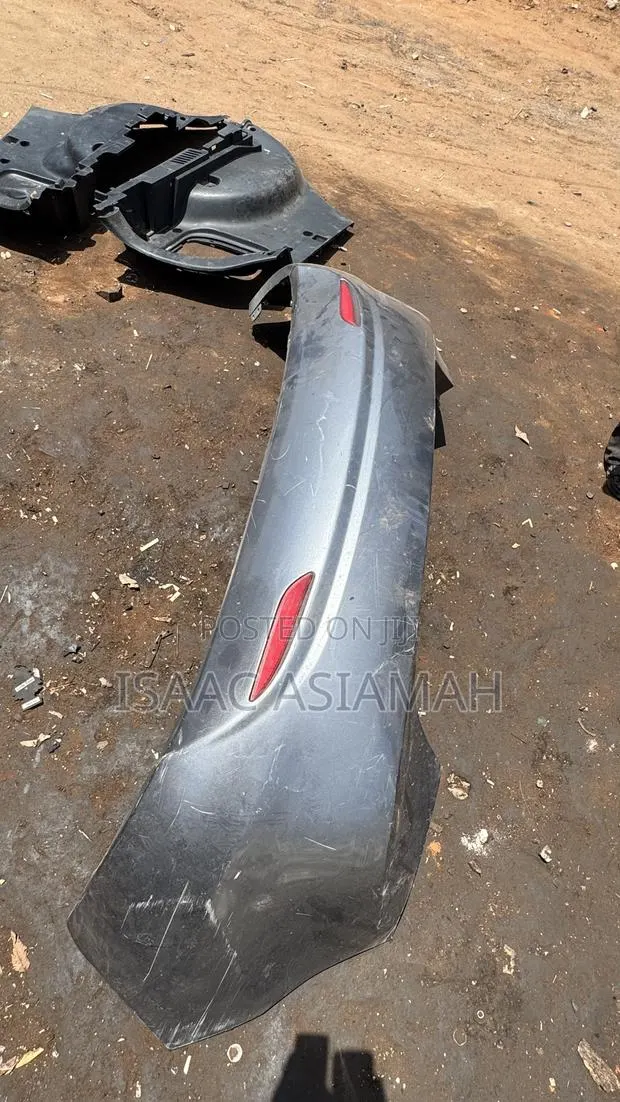 Hyundai Elantra 2011,2012,2013,2014,2015 Back Bumper Complete · Photo 1
