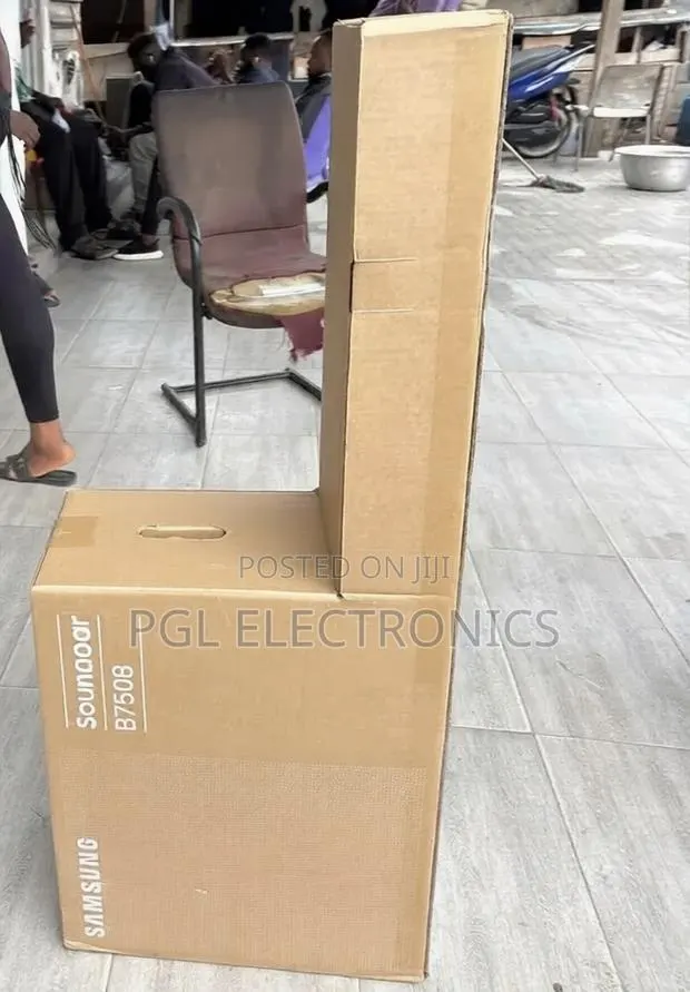 Samsung 400w B-Series Soundbar Hw-B750f 5.1ch Subwoofer (2025 Model) · Photo 1