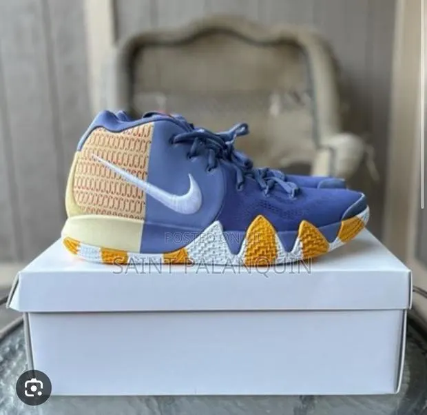 London Nike Kyrie 4 Sneakers · Photo 1