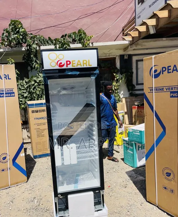 Get Pearl PVC-424 400L 1 Door Electric Display Fridge. · Photo 1
