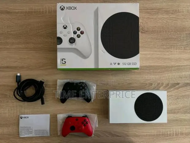 Xbox Series S With 15games · Photo 1