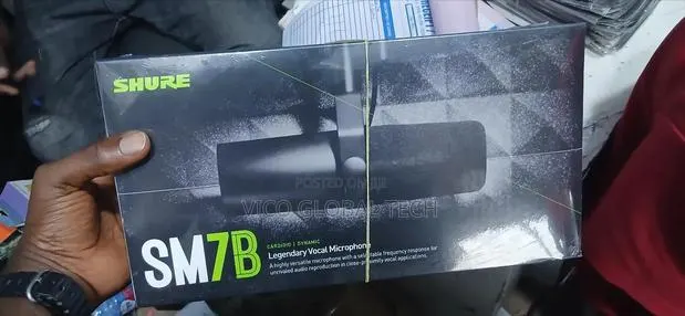 Shure Sm7b Dynamic Microphone · Photo 1