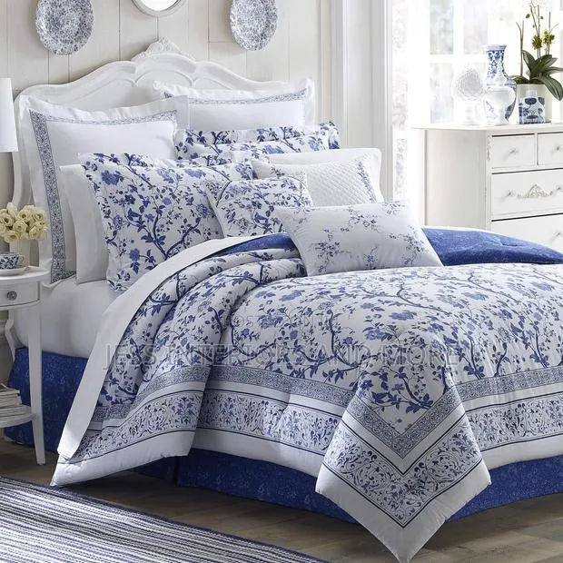 Laura Ashley Charlotte Blue Cotton Duvet Queen Size · Photo 1