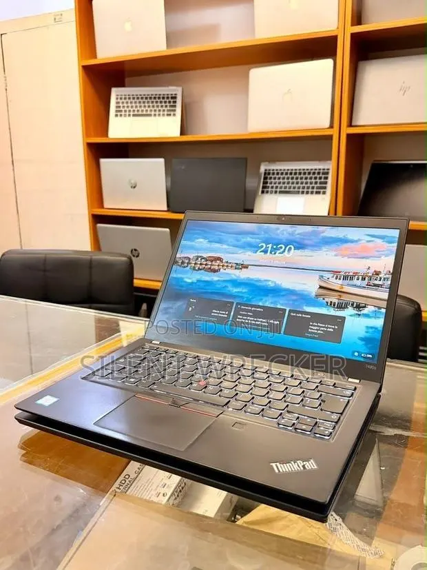 New Laptop HP EliteBook 840 G6 16GB Intel Core i7 HDD 256GB · Photo 1