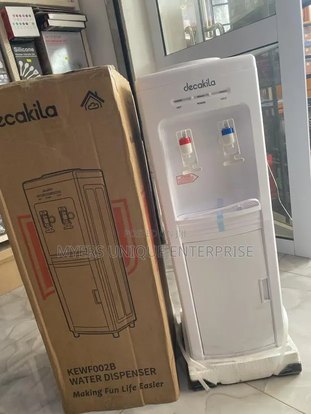 Free Delivery for a Strong and Durable Water Dispenser · Photo 1