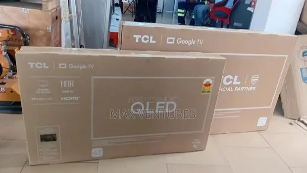 Flame Less TCL 43inches Smart Television TCL · Photo 1