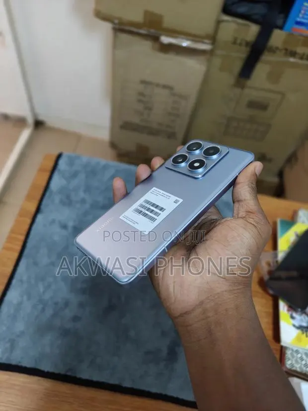 New Xiaomi 14T Pro 256 GB Blue · Photo 1