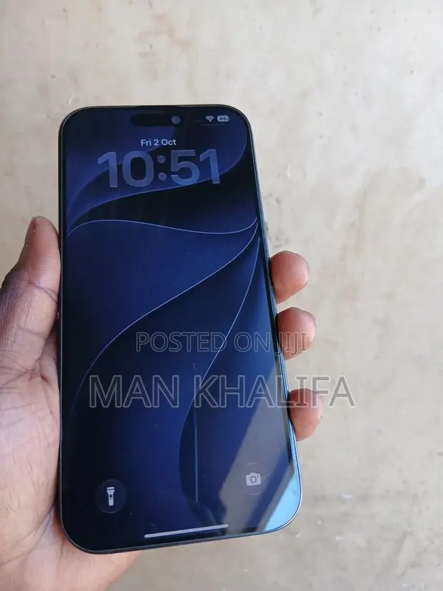 Apple iPhone 16 Pro Max 256 GB Black · Photo 1