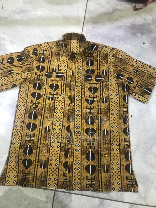 Clothes for Sale · Photo 1