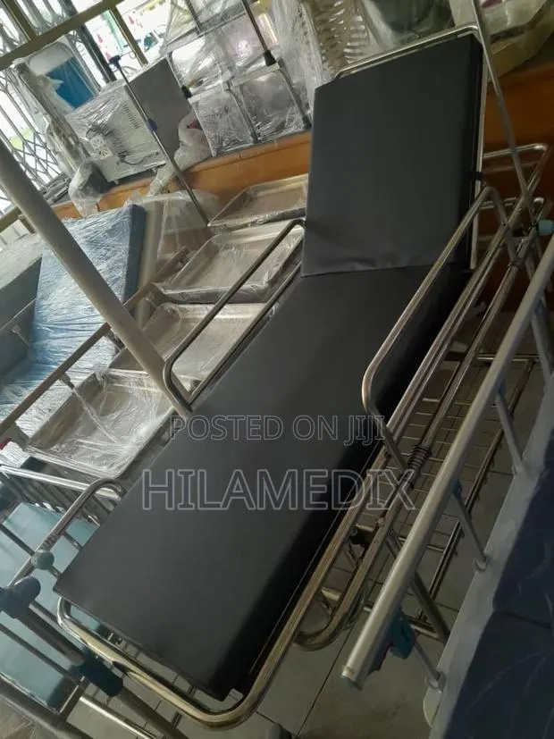 Patient Trolley · Photo 1