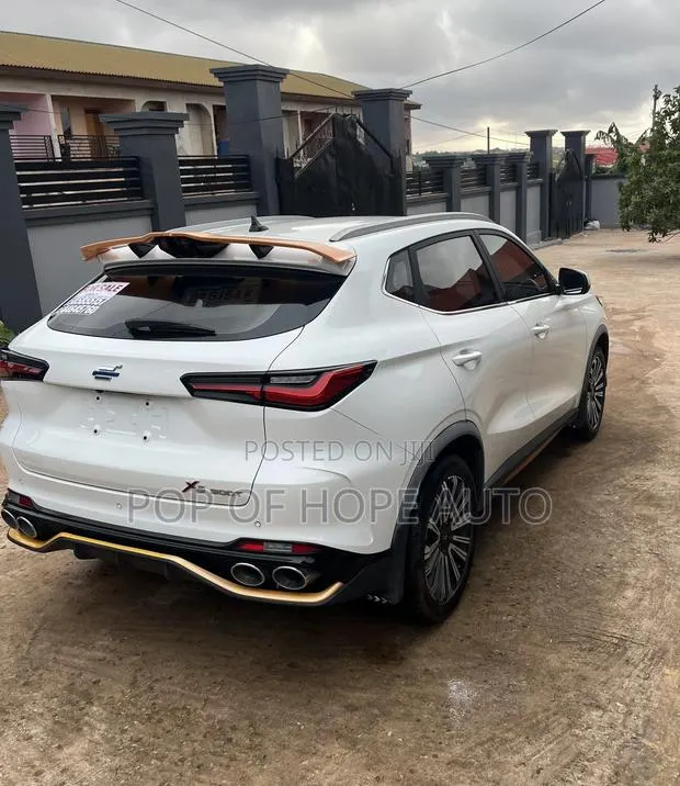 Changan Oshan X5 2021 White · Photo 1
