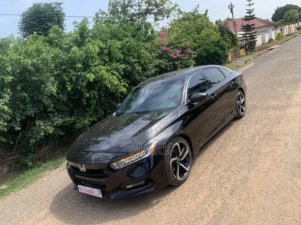 Honda Accord Sport (2.0L 4cyl Turbo 10A) 2019 Black