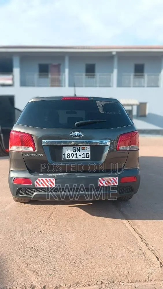 Kia Sorento 2010 · Photo 1