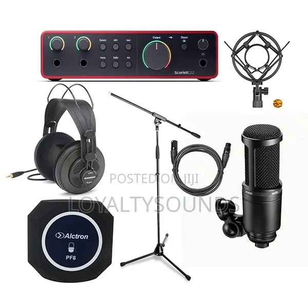 Focusrite 2i2 4th Gen Recording Pack · Photo 1