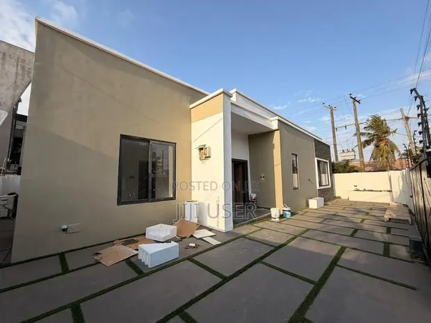 3bdrm House in ...., Adjiriganor for rent · Photo 1