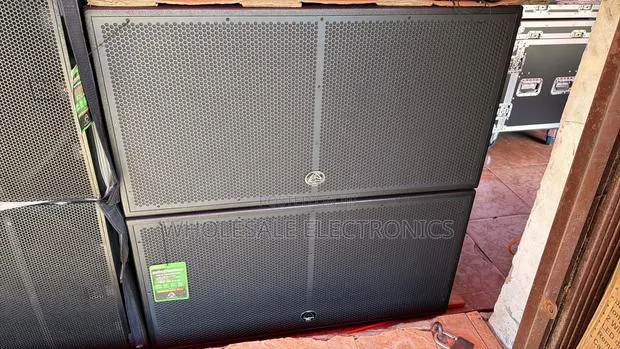 WHARFEDALE Double Sub Impact X218B · Photo 1