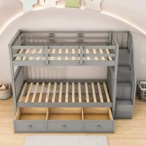 Bunk Bed With Storages · Photo 1