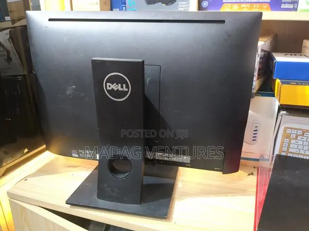 Desktop Computer Dell OptiPlex 3060 8GB Intel Core i5 SSD 256GB · Photo 1