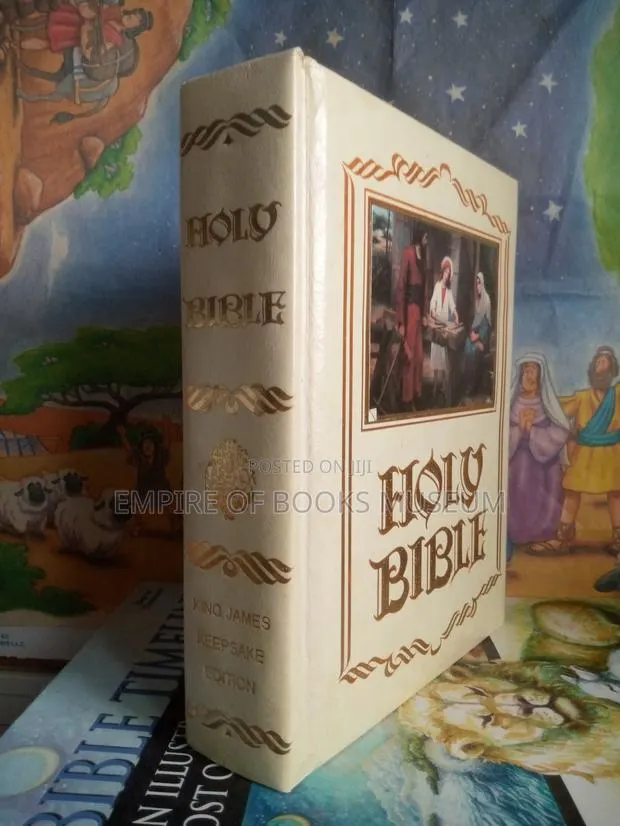Keep Sake Edition: Family Bible · Photo 1