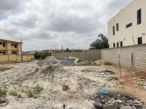 Half Plot for Sale at Santasi,Atasemanso. · Photo 1