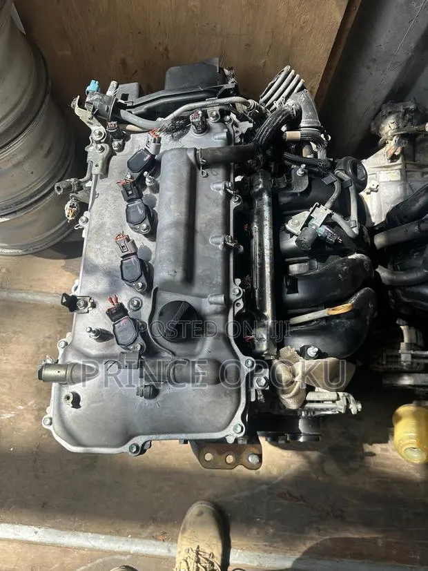 Corolla Engine and Transmission and Vitz · Photo 1