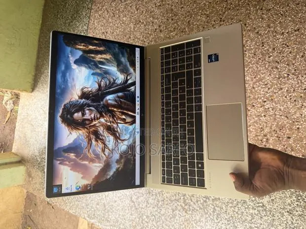 Laptop HP 650 16GB Intel Core i7 SSD 512GB · Photo 1