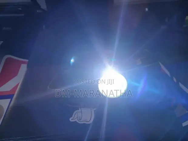 Car Emergency Flash Light · Photo 1