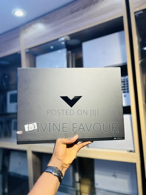 New Laptop HP Victus 16 16GB Intel Core i7 SSD 1T · Photo 1