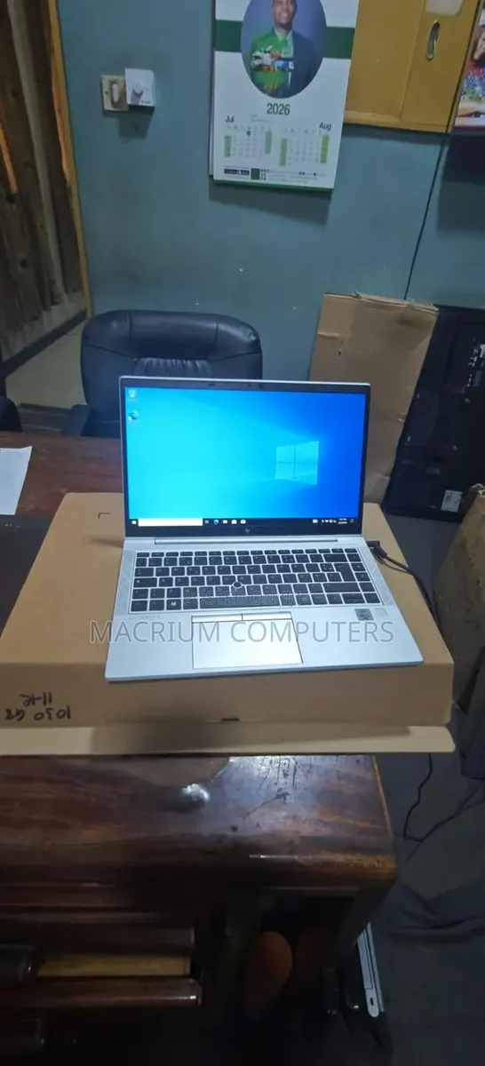 Laptop HP EliteBook 830 G7 8GB Intel Core i5 SSD 256GB · Photo 1