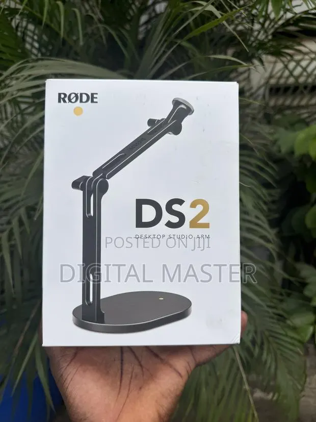RODE DS2 Desktop Studio Arm for Broadcast Microphones · Photo 1