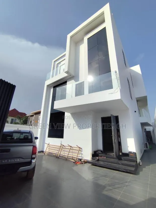4bdrm Duplex in East Legon for rent · Photo 1