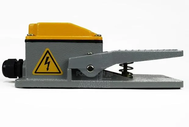 Electric Pedal Switch Momentary Industrial Foot Switch · Photo 2