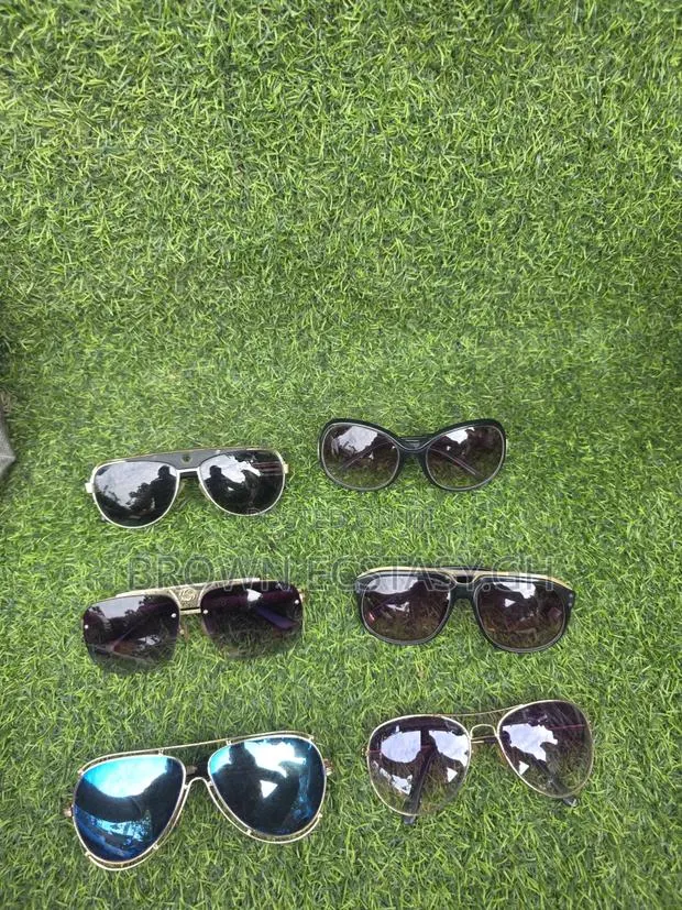 Us Used Sunglasses (Swipe for More) · Photo 1