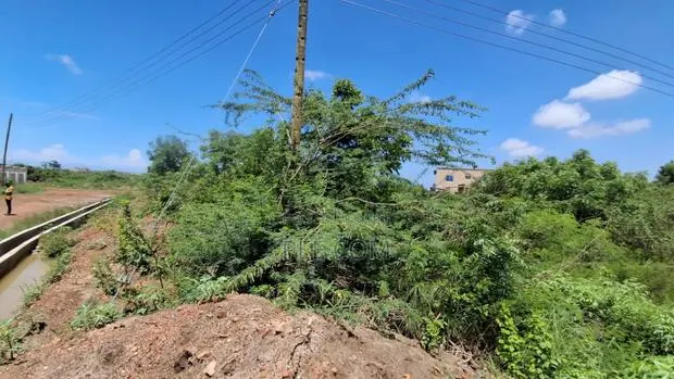 Bechem Concession for Mining (Gold Land) CHECK PRICE IN DESCRIPTION · Photo 1