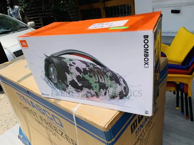 Better Deals JBL Boombox 3 Black Portable Bluetooth Speaker · Photo 1