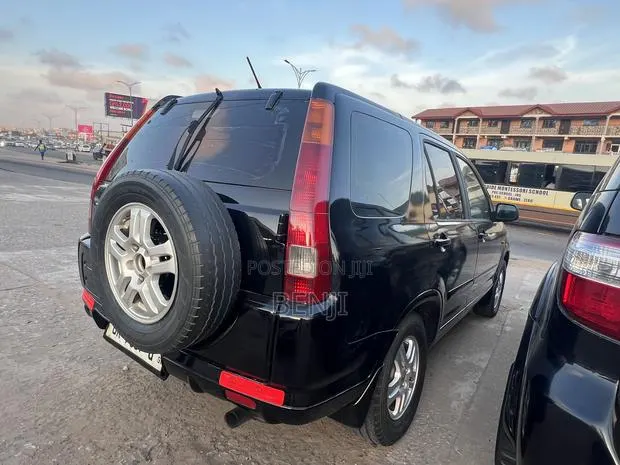 Honda CR-V 2003 Black · Photo 1