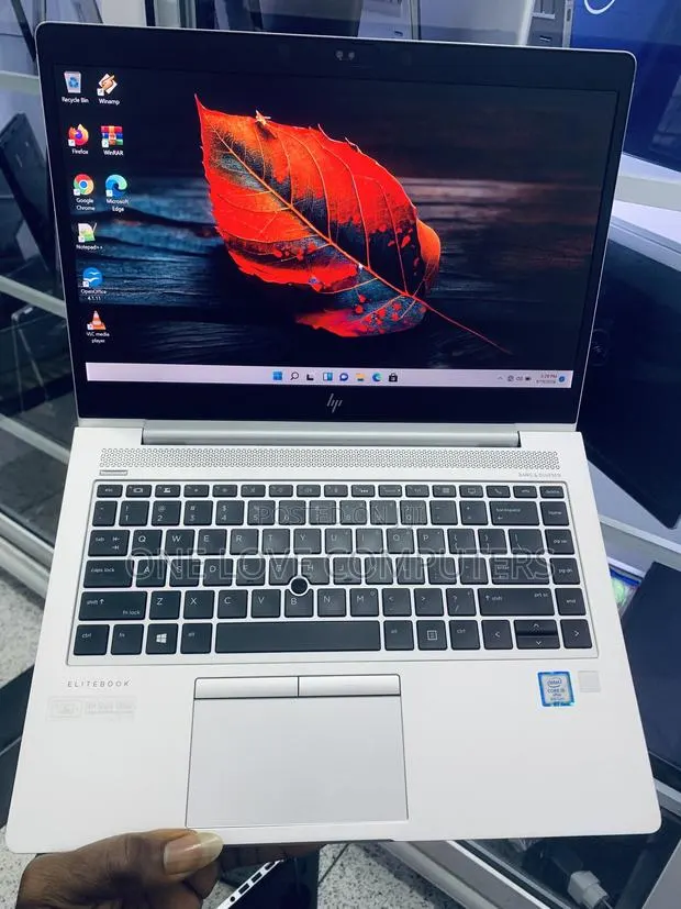 Laptop HP EliteBook 840 G5 8GB Intel Core i5 SSD 256GB · Photo 1