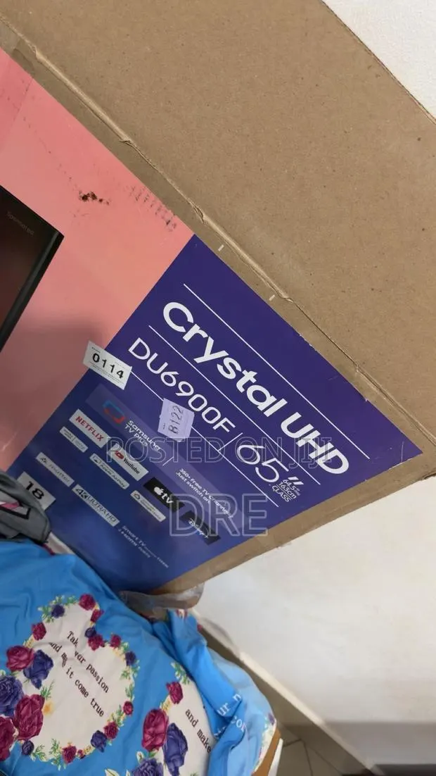 Samsung 65” Crystal Uhd 2024 Model TV · Photo 1