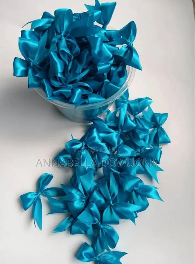Ribbon Bows for Gift Packaging · Photo 1