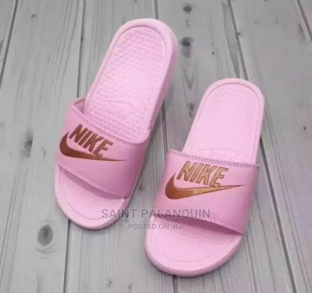 Pink Nike Slides · Photo 1