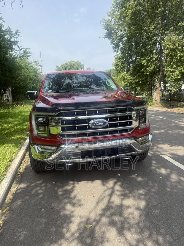 Ford F-150 LARIAT 2021 Red · Photo 7