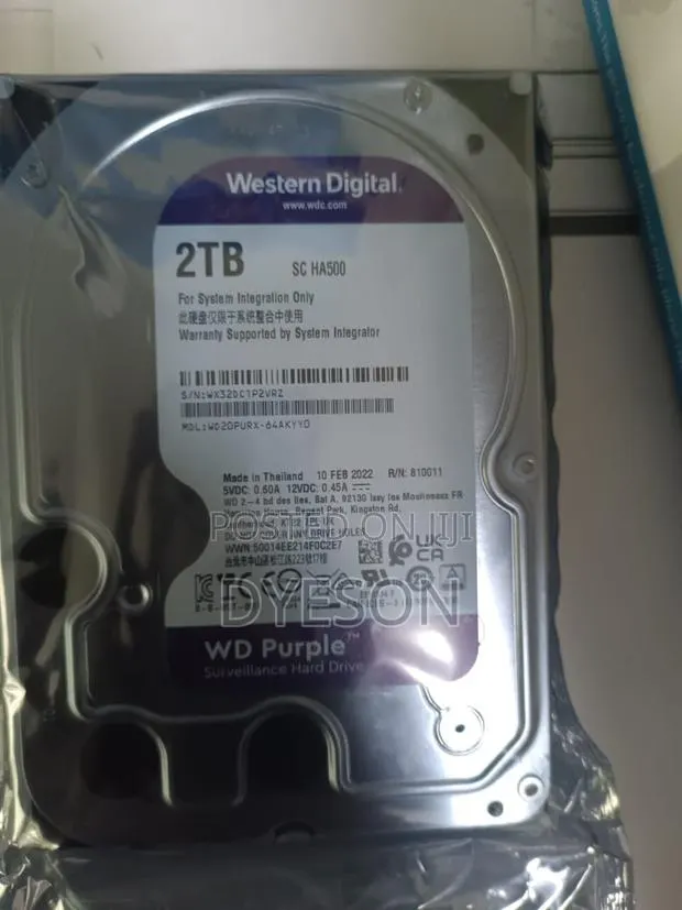 WD20PURX-64AKYYO 2TB Western Digital · Photo 1