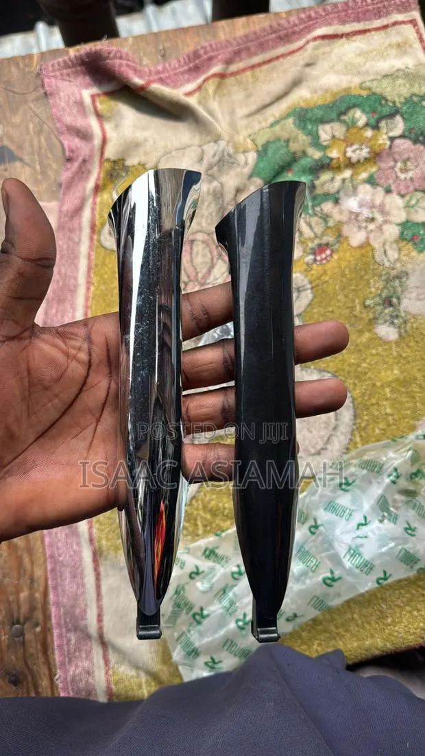 Elantra 2012,2013,2014,2015 Inside / Outside Door Handles · Photo 1