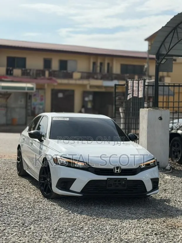Honda Civic Sport CVT 2023 White · Photo 1