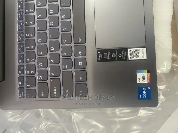 New Laptop Lenovo Ideapad 3 12GB Intel Core I5 SSD 512GB · Photo 1