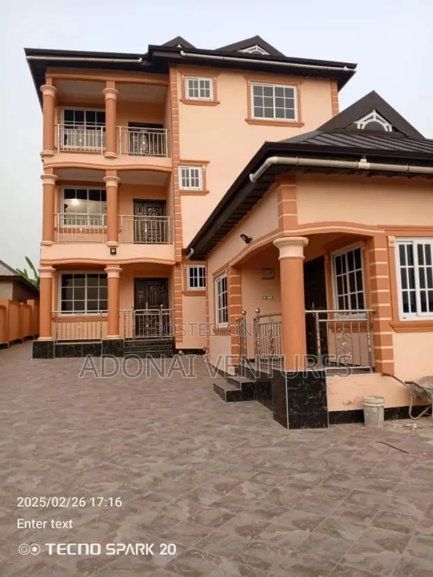 2bdrm Apartment in Tech Appiadu, Kumasi Metropolitan for rent · Photo 1
