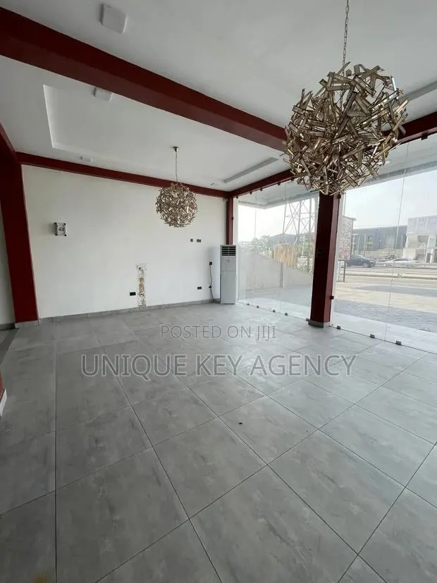 Shop to Let in East Legon · Photo 1