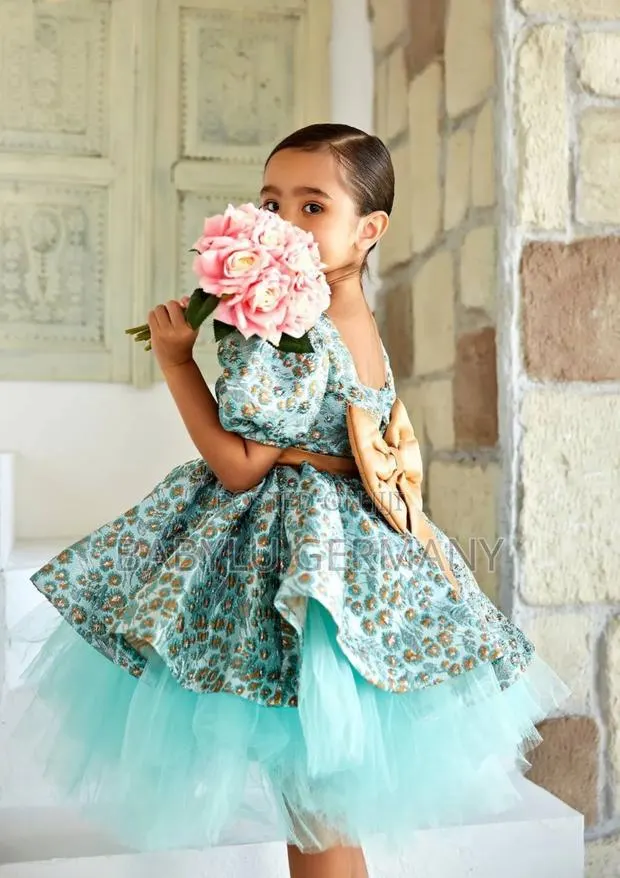 Luxury Dress · Photo 1